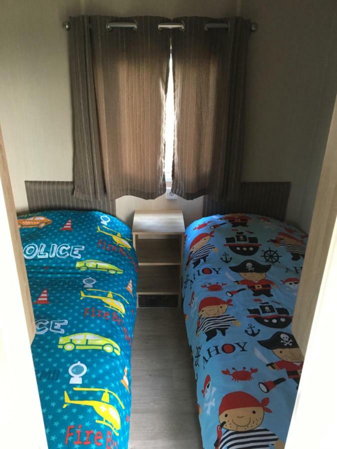 Benedeneind Chalet - De Schans Alphen المظهر الخارجي الصورة